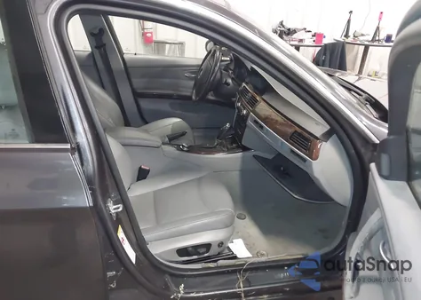 2008 BMW 335Xi z USA, uszkodzony, nr VIN WBAVD53568A285112